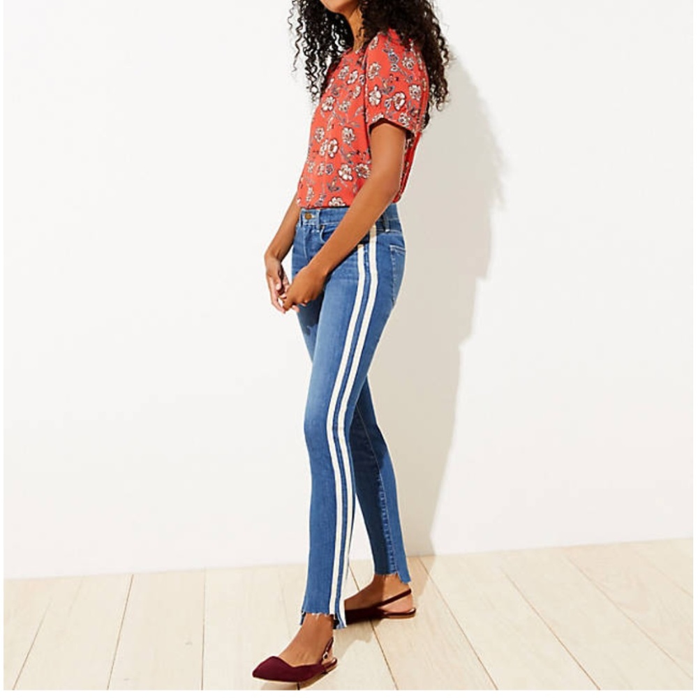 SIDE TRIM SKINNY JEANS IN STAPLE DARK INDIGO WASH